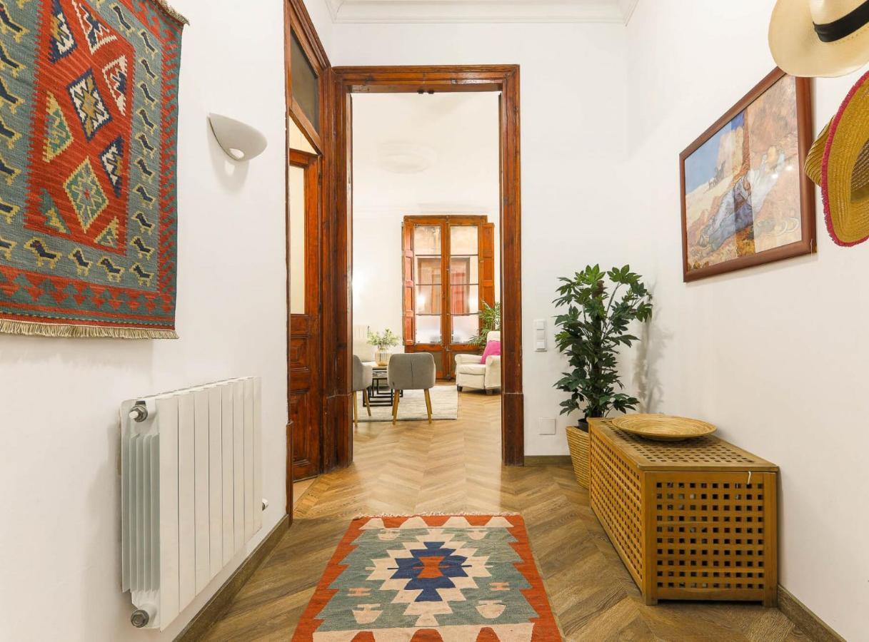 Great Spacious Apartment In The Gothic Quarter Barcelona Exterior photo